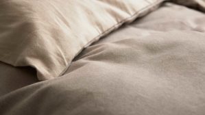 Bettwäsche-Set Interliving aus Stoff in Beige Interliving Bettwäsche Serie 9118 - Biberbettwäsche mit zwei Kopfkissenbezügen Creme & Cappuccino - ca. 220 x 240 cm