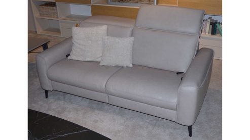 Sofa-Set Interliving aus Leder in Hellgrau Beige Interliving Polstergarnitur Serie 4061 - 2x 2,5-Sitzer Leder Cloudy Pearl & schwarze Metallfüße, ca. 190 cm breit