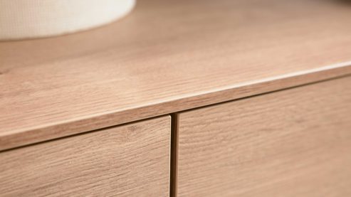 Badmöbel-Set Interliving aus Holz in Schwarz Interliving Bad Serie 3725 – Badmöbel-Set mit Extras Eiche Sierra & Marmor Venato Nero