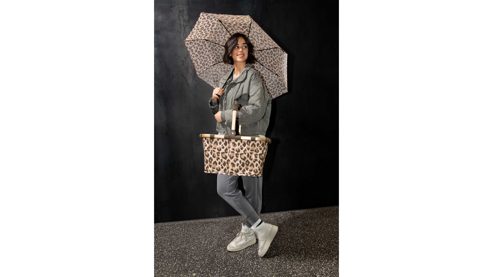 Regenschirm Reisenthel aus Eisen Fiberglas Kunstfaser in Cappuccino Reisenthel Umbrella Pocket Classic leo macchiato Regenschirm - Dekor leo macchiato, ca. 24 x 4,5 x 5 cm