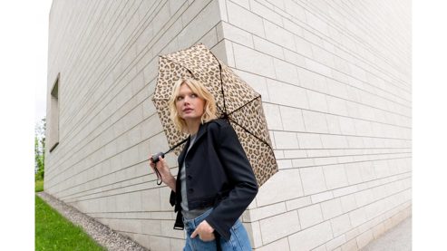 Regenschirm Reisenthel aus Eisen Fiberglas Kunstfaser in Cappuccino Reisenthel Umbrella Pocket Duomatic leo macchiato Regenschirm - Dekor leo macchiato, ca. 28 x 4,5 x 5 cm